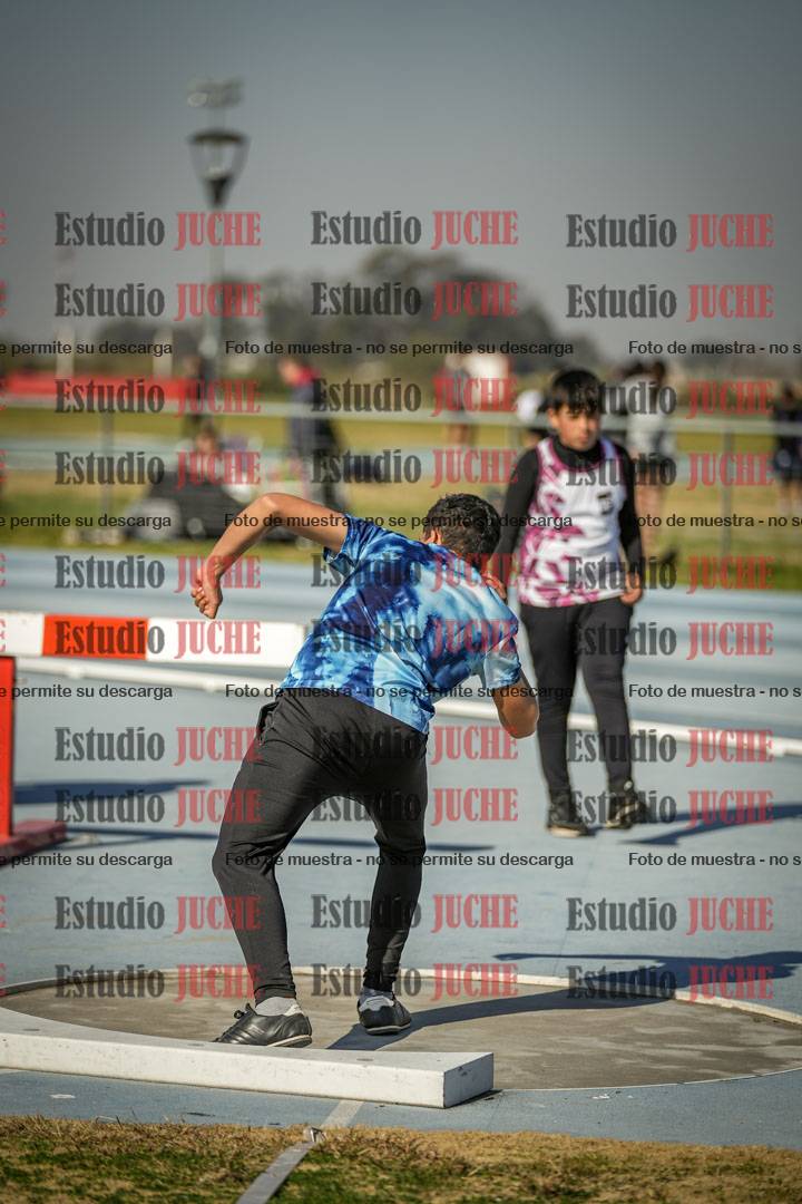 Fotos del lanzamiento de bala de varones