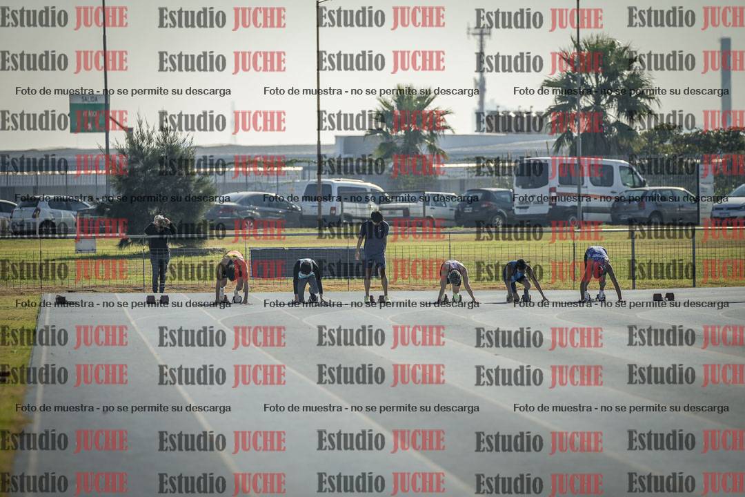 Fotos de los 100 m llanos de varones