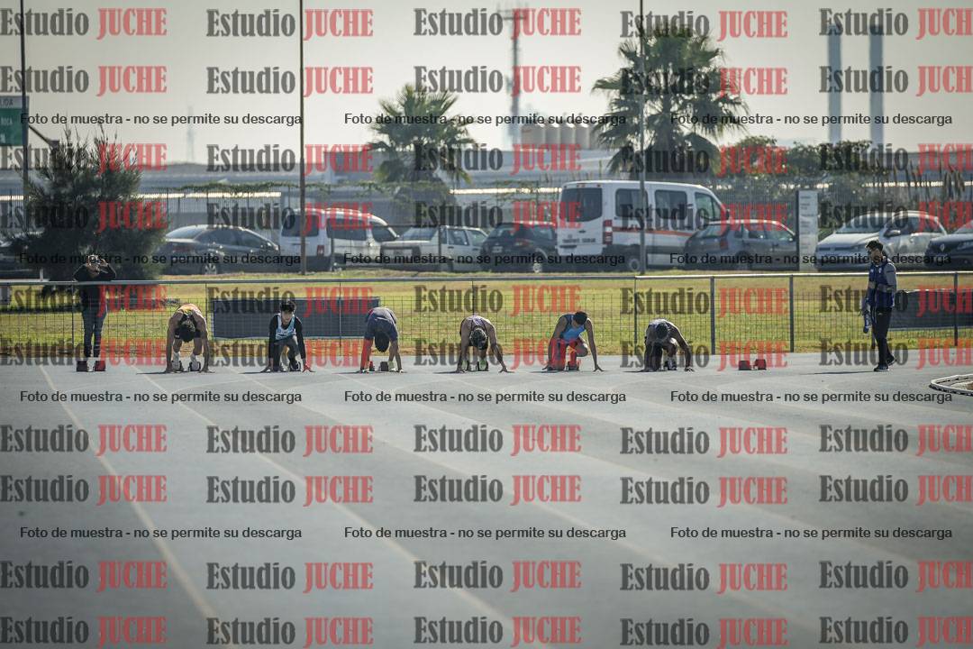Fotos de los 100 m llanos de varones