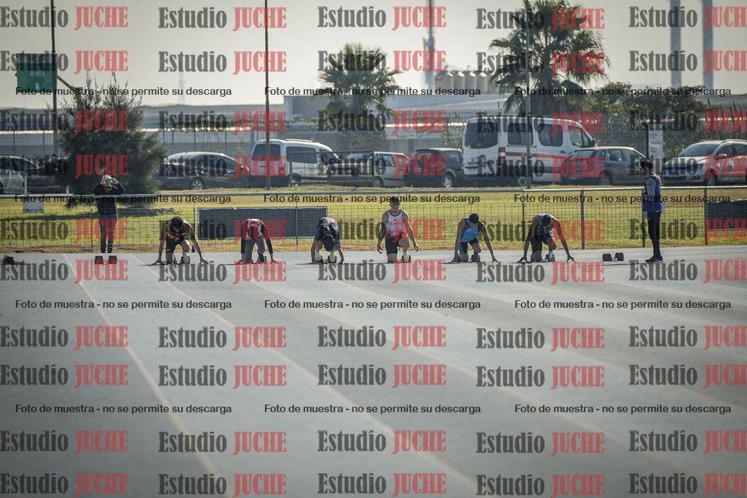 Fotos de los 100 m llanos de varones
