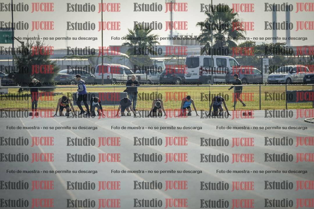 Fotos de los 100 m llanos de varones