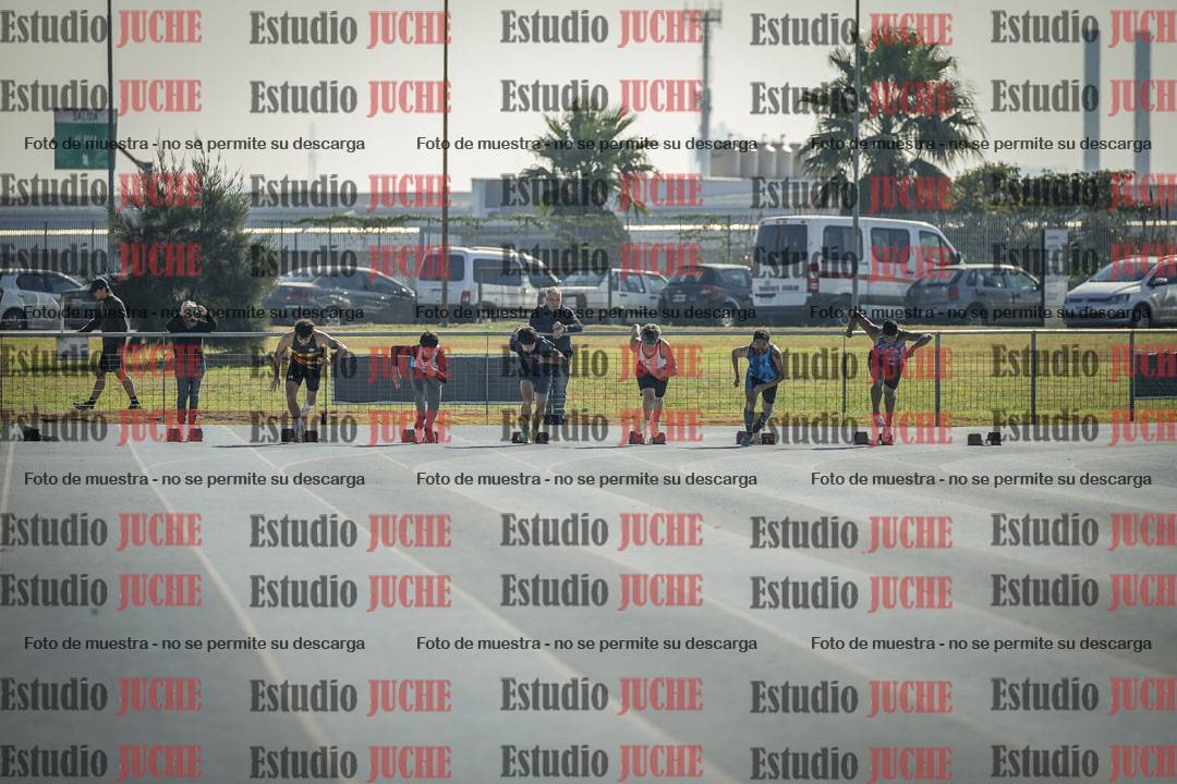 Fotos de los 100 m llanos de varones