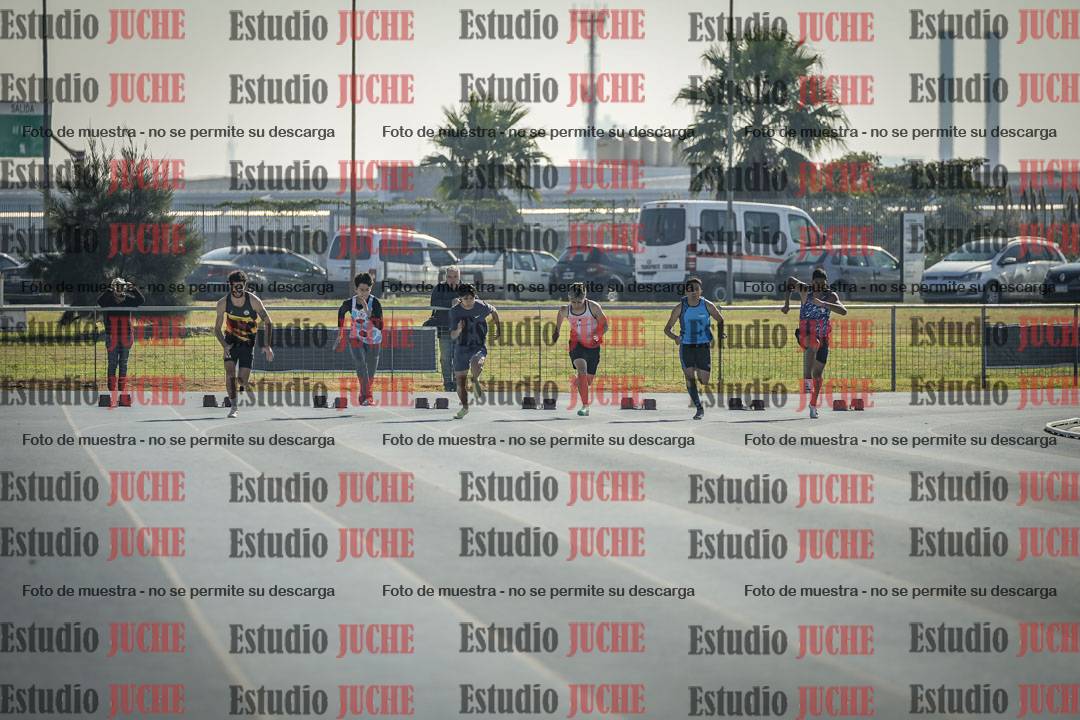 Fotos de los 100 m llanos de varones