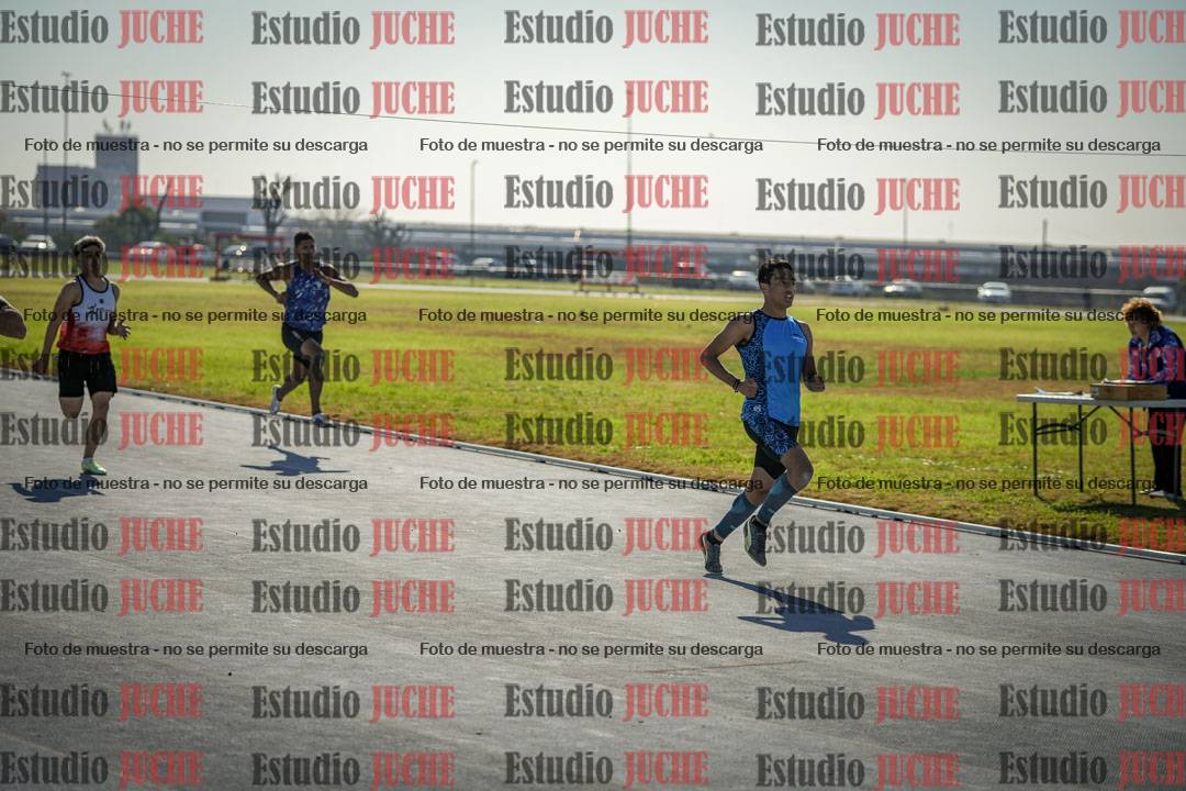 Fotos de los 100 m llanos de varones