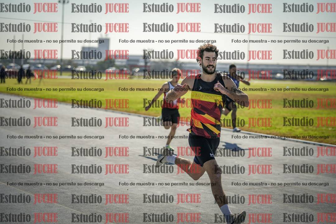 Fotos de los 100 m llanos de varones