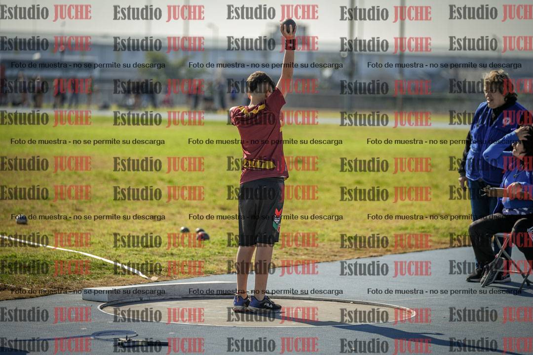 Fotos del lanzamiento de bala de varones