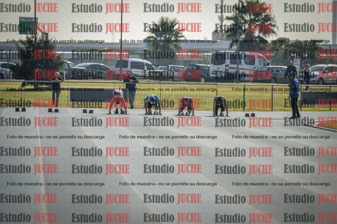 Fotos de los 100 m llanos de varones