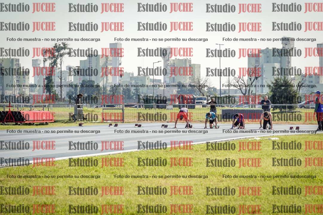 Fotos de los 100 m llanos de varones