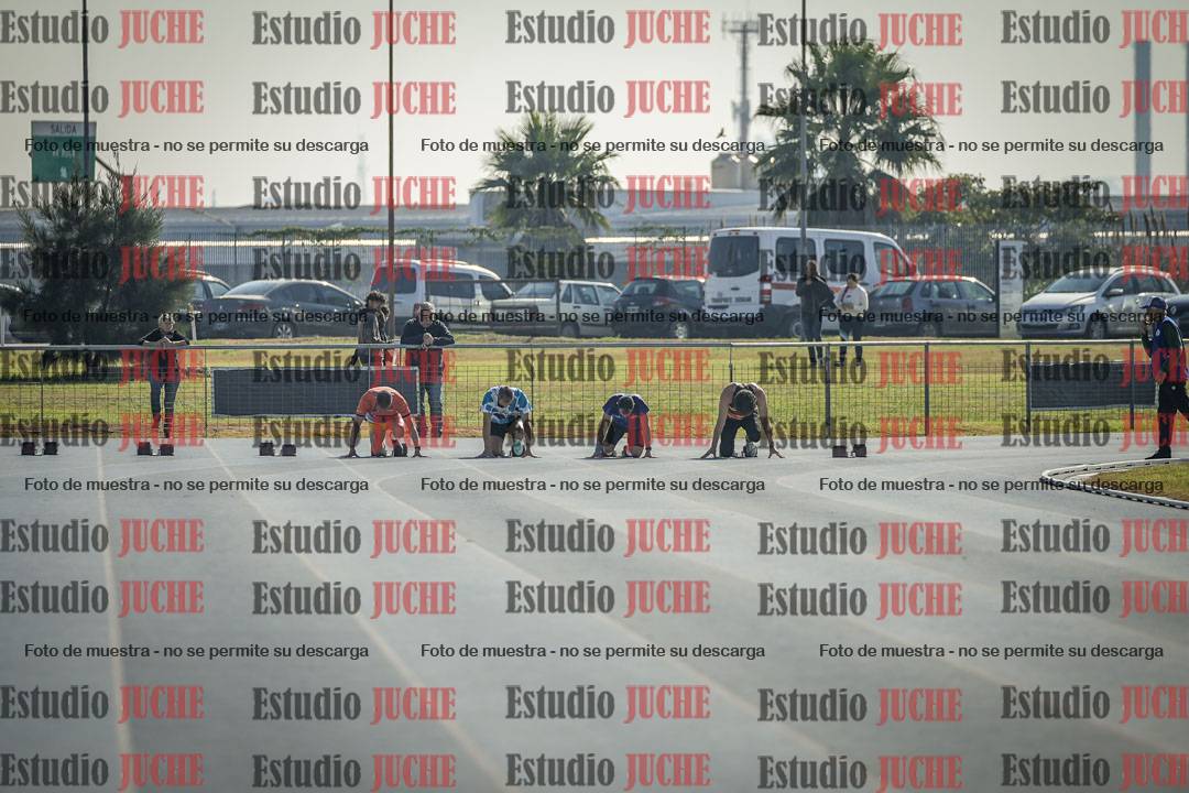 Fotos de los 100 m llanos de varones