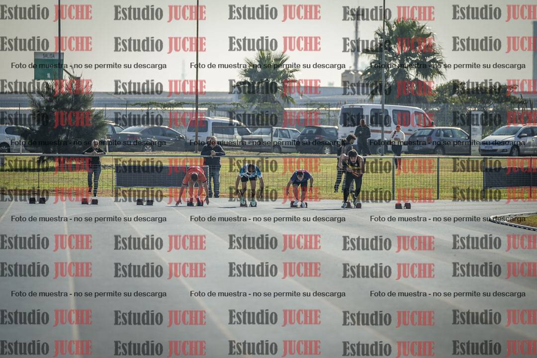 Fotos de los 100 m llanos de varones