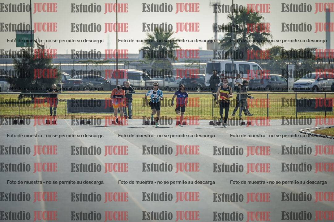 Fotos de los 100 m llanos de varones