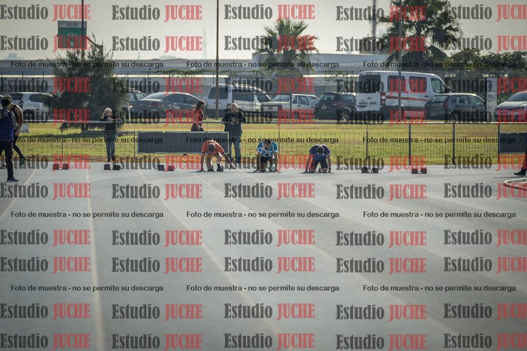 Fotos de los 100 m llanos de varones