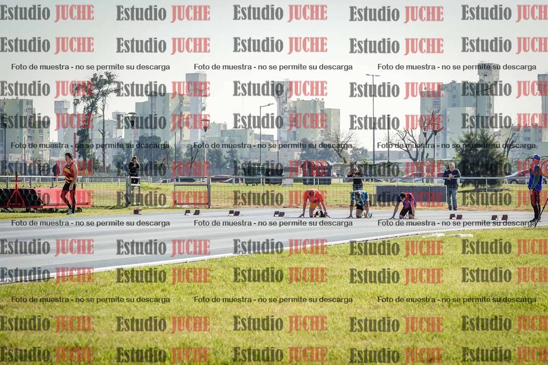 Fotos de los 100 m llanos de varones