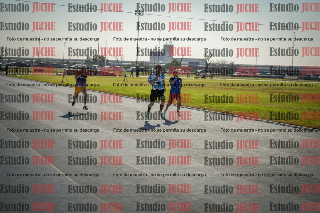 Fotos de los 100 m llanos de varones