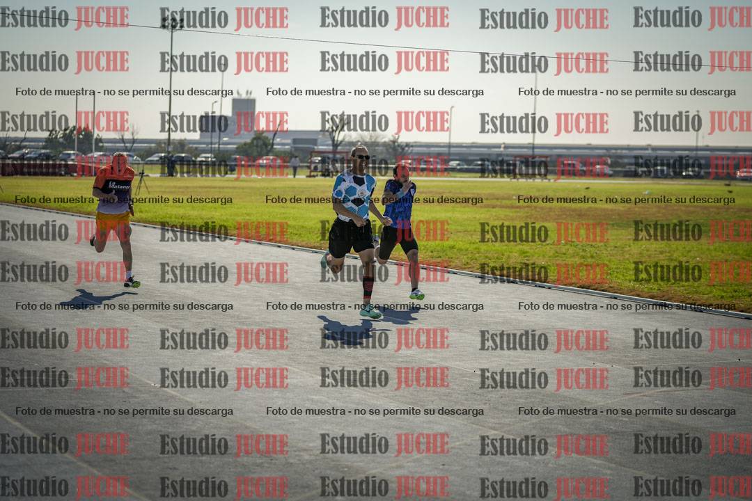 Fotos de los 100 m llanos de varones
