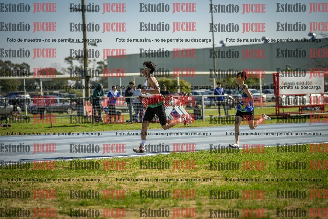 Fotos de los 600 m llanos de varones
