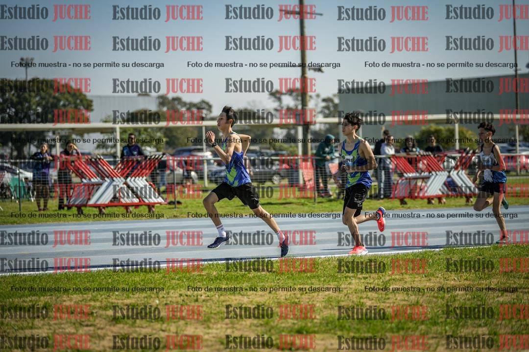 Fotos de los 600 m llanos de varones