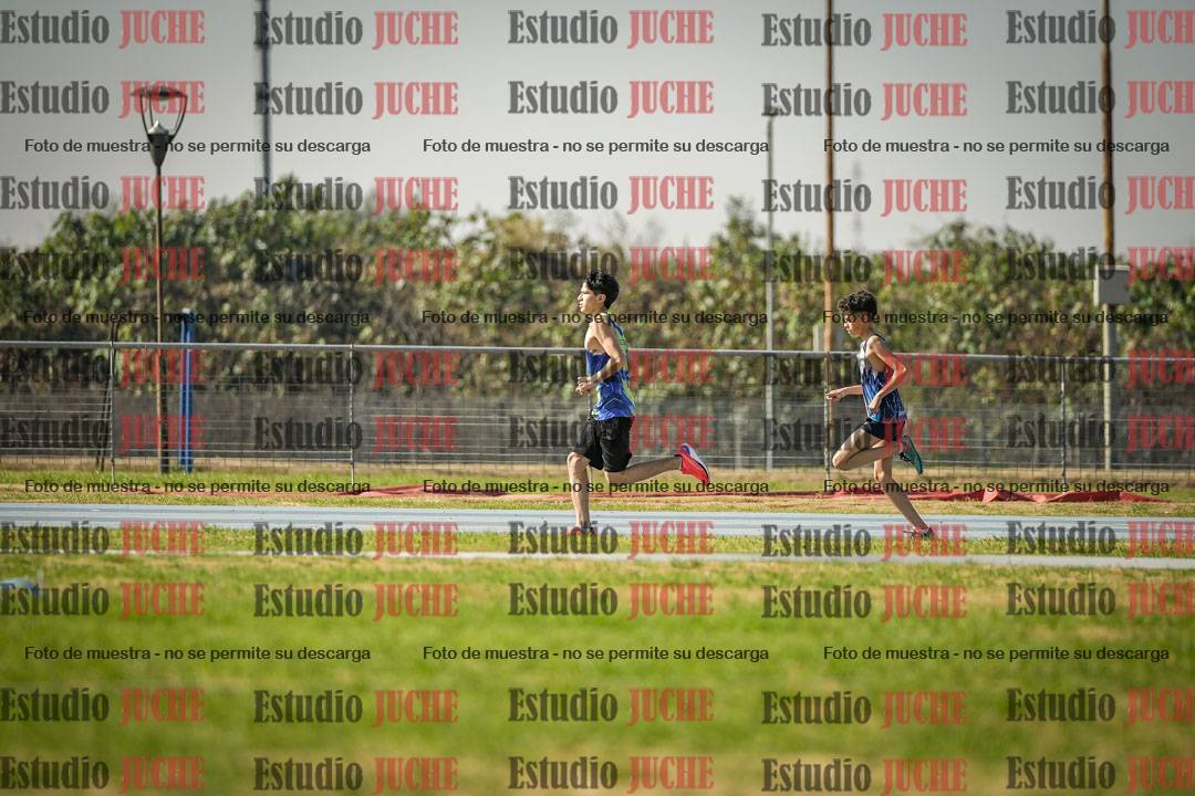 Fotos de los 600 m llanos de varones