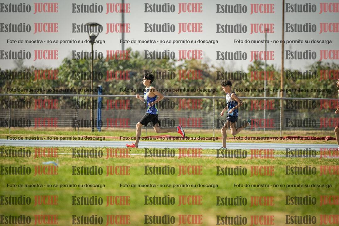 Fotos de los 600 m llanos de varones