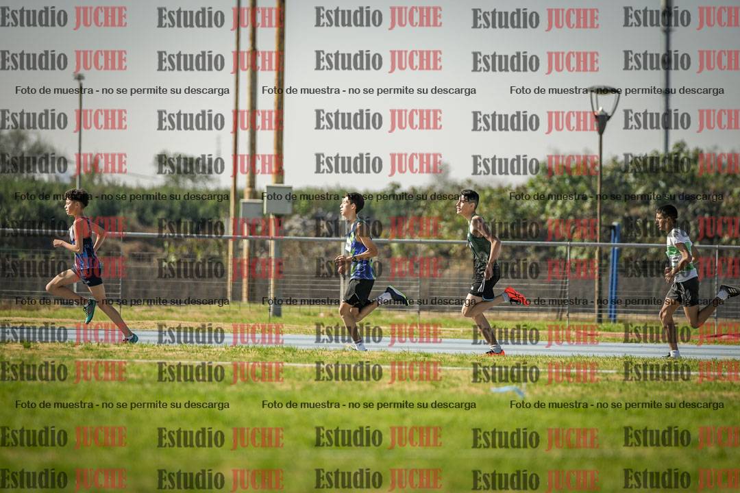 Fotos de los 600 m llanos de varones