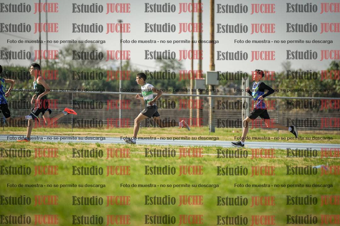 Fotos de los 600 m llanos de varones