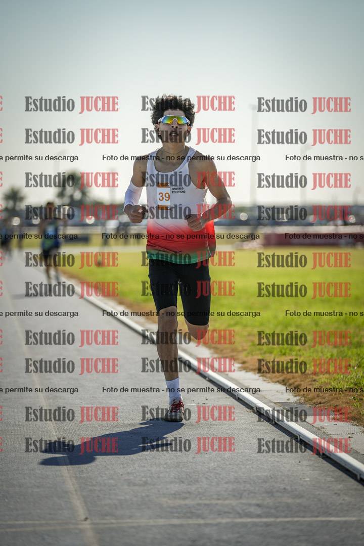 Fotos de los 600 m llanos de varones