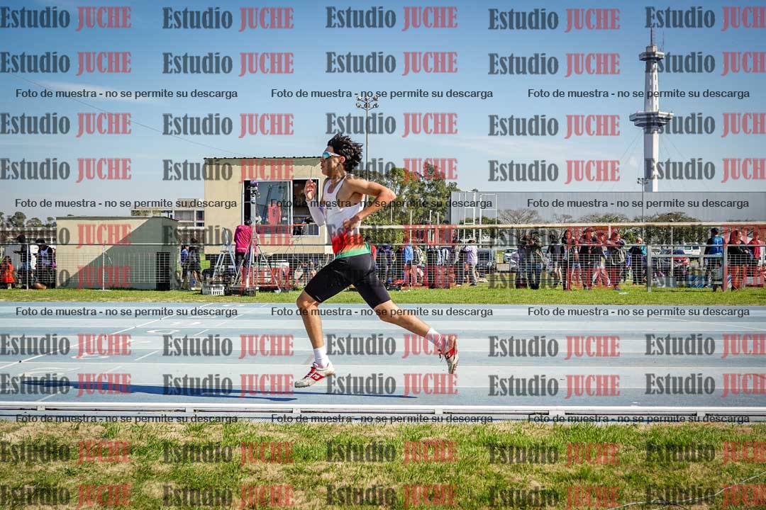 Fotos de los 600 m llanos de varones