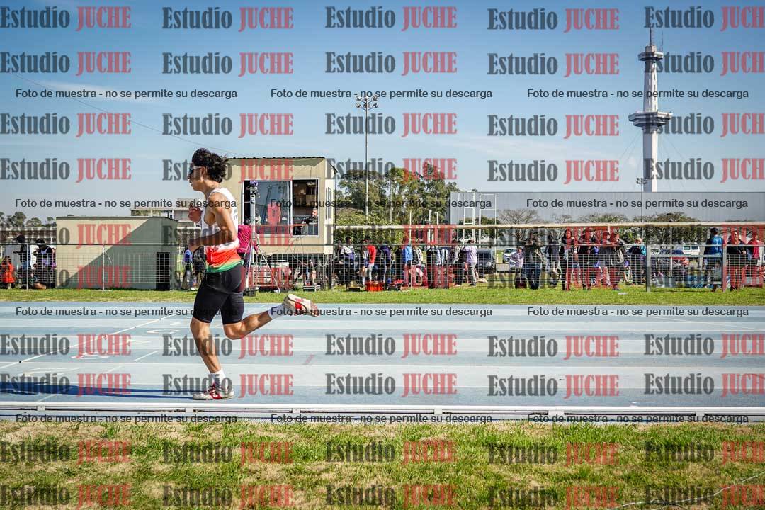 Fotos de los 600 m llanos de varones
