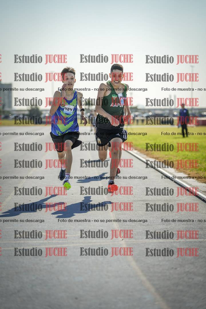 Fotos de los 600 m llanos de varones