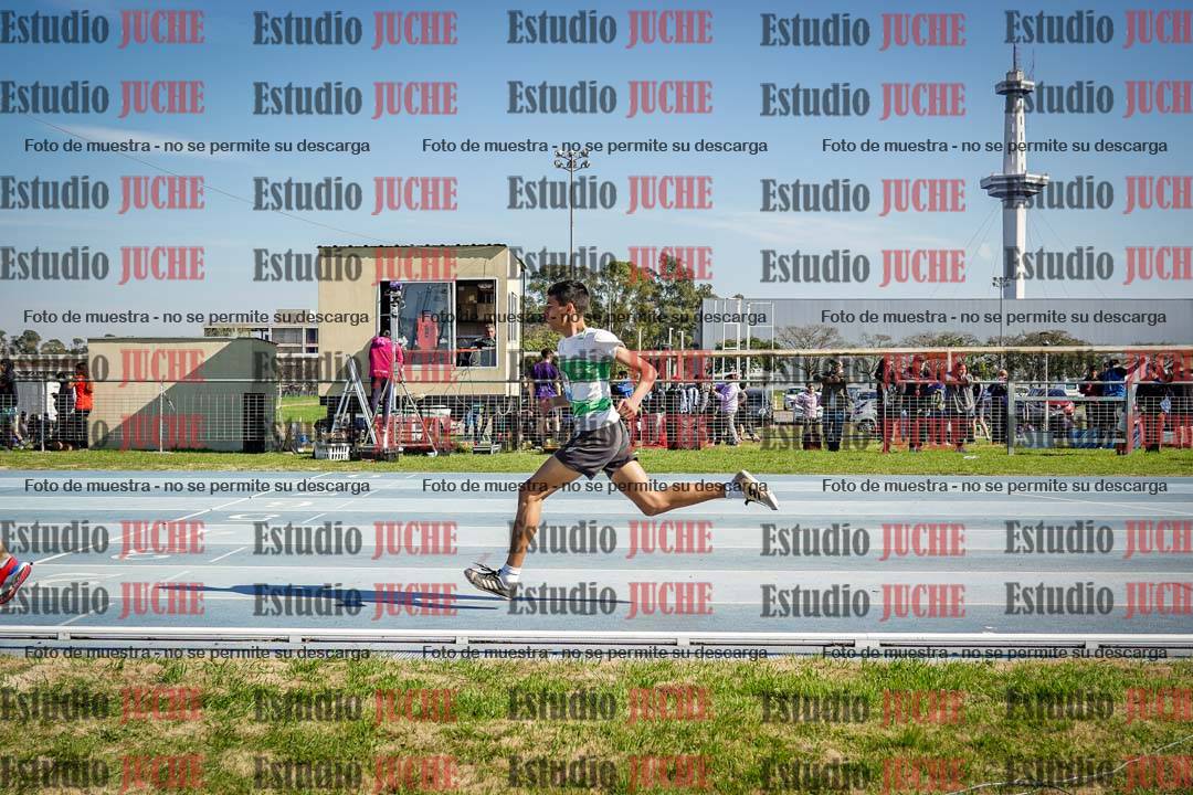 Fotos de los 600 m llanos de varones