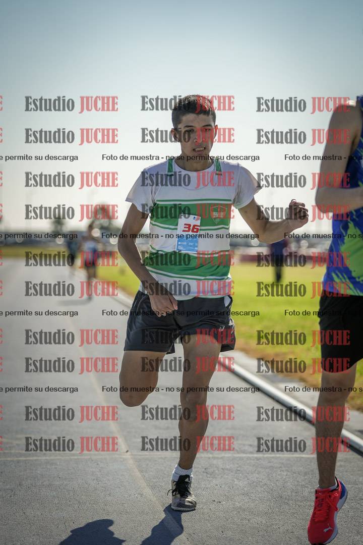 Fotos de los 600 m llanos de varones