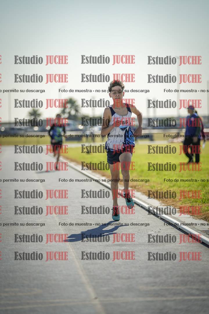 Fotos de los 600 m llanos de varones