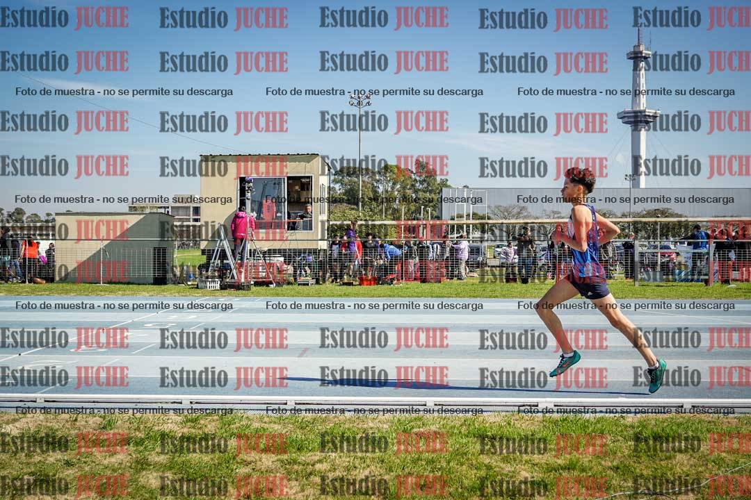 Fotos de los 600 m llanos de varones