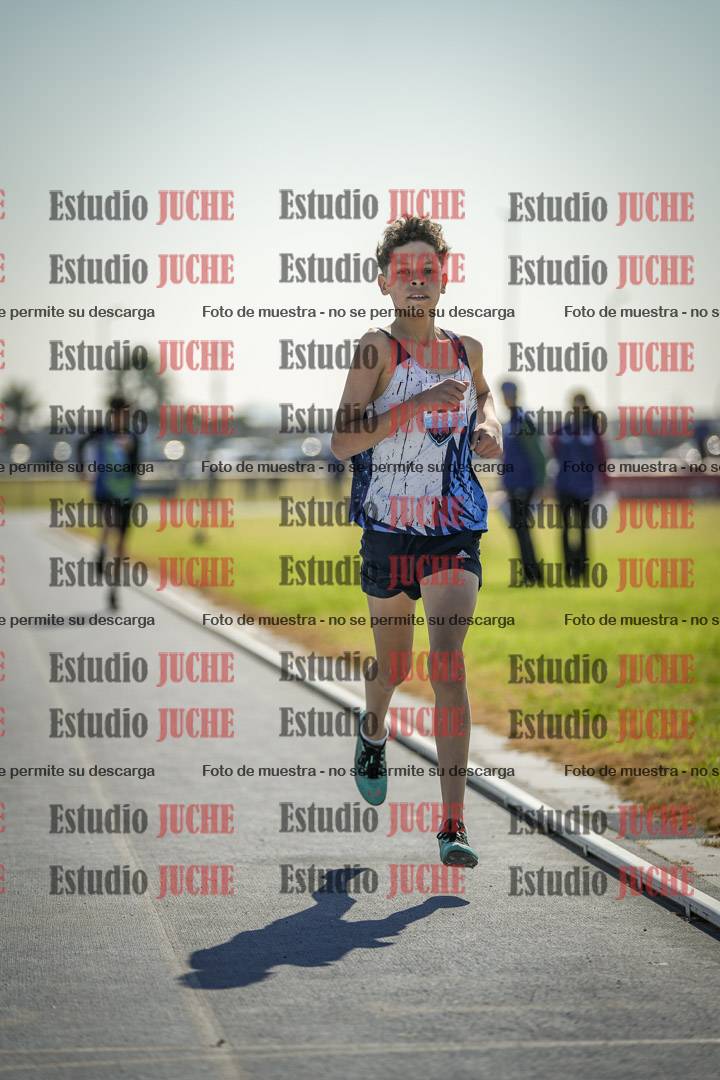 Fotos de los 600 m llanos de varones