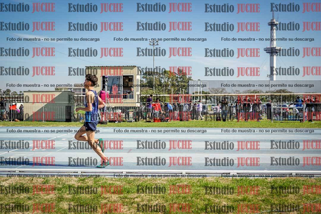 Fotos de los 600 m llanos de varones