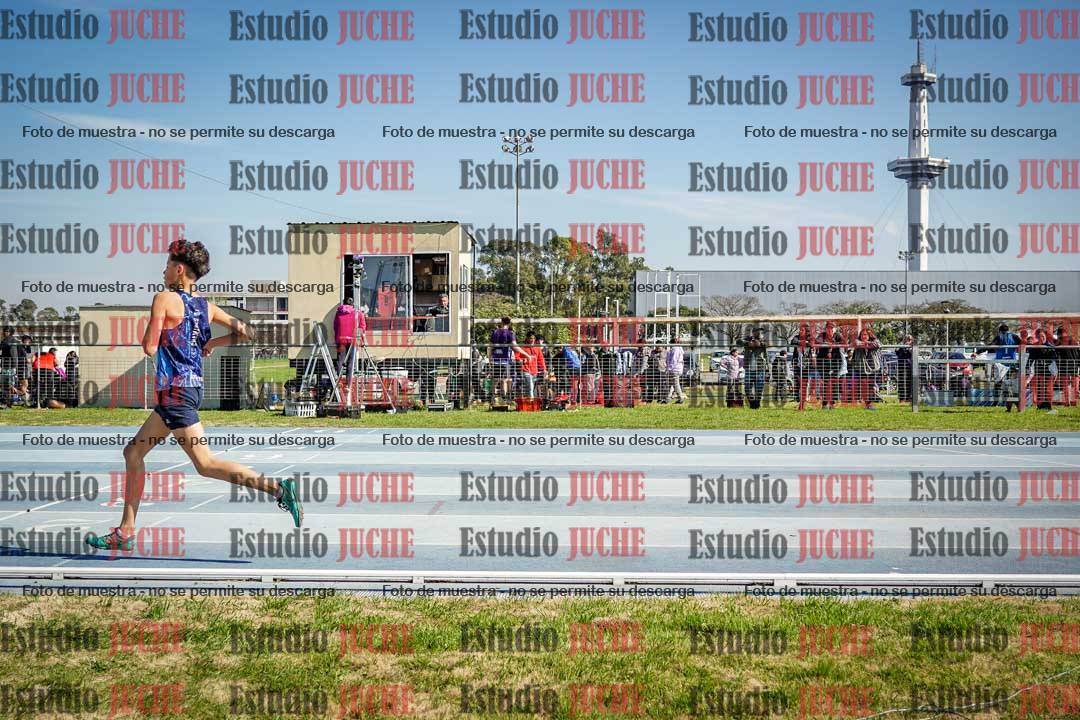 Fotos de los 600 m llanos de varones