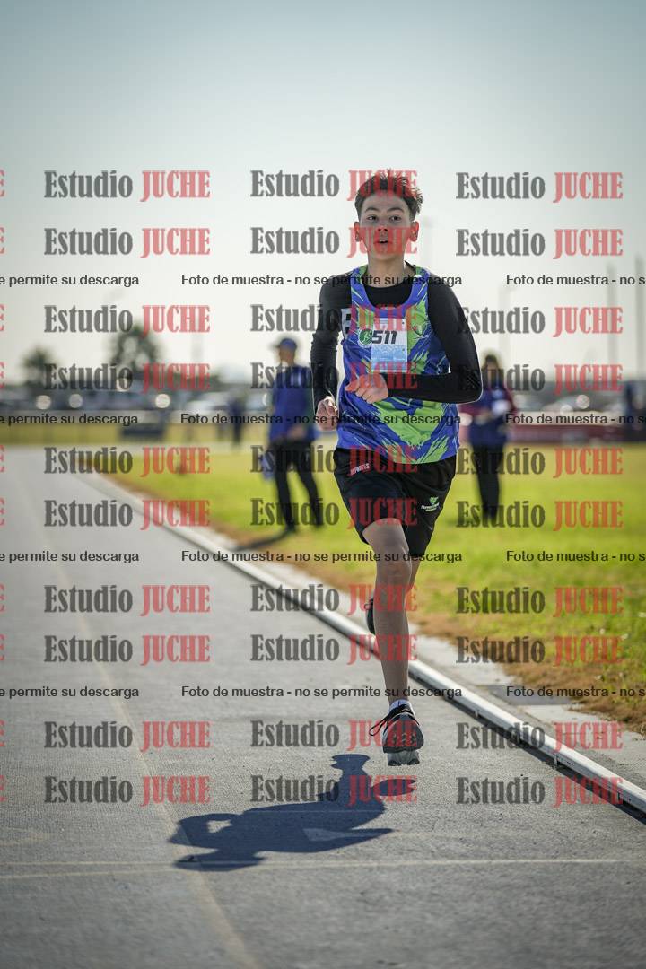 Fotos de los 600 m llanos de varones