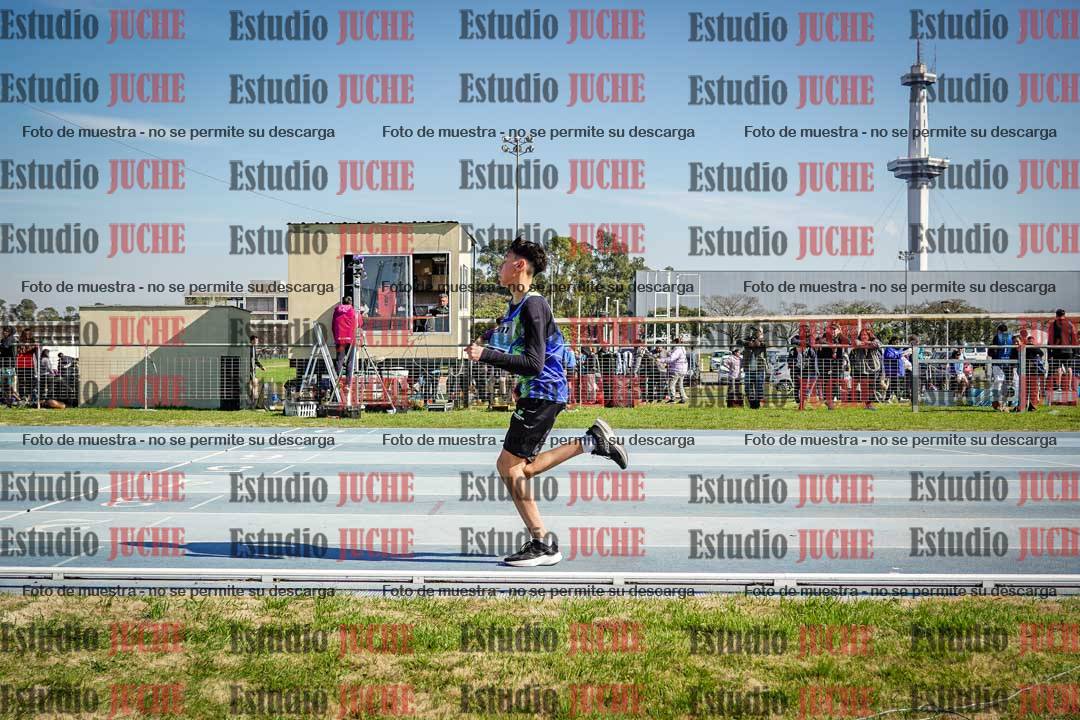 Fotos de los 600 m llanos de varones