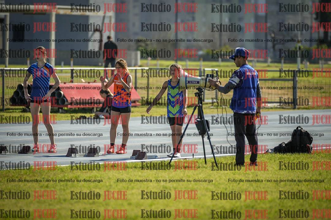 Fotos de los 80 m llanos de mujeres
