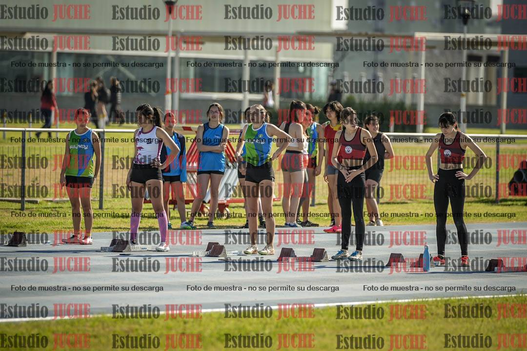 Fotos de los 80 m llanos de mujeres