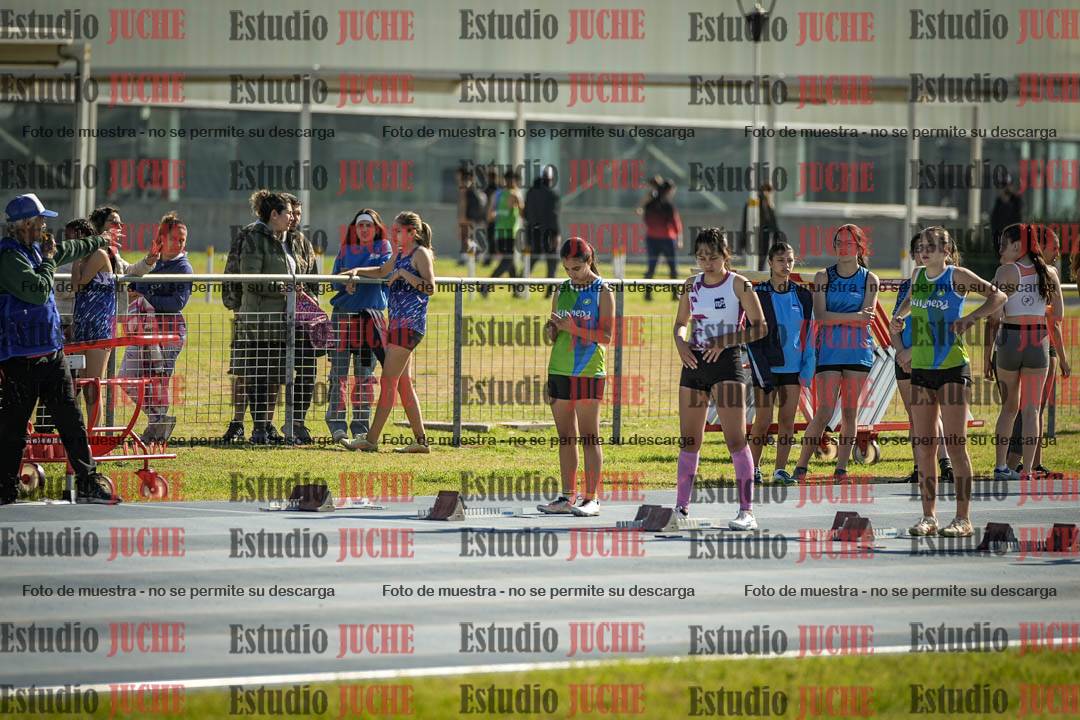 Fotos de los 80 m llanos de mujeres