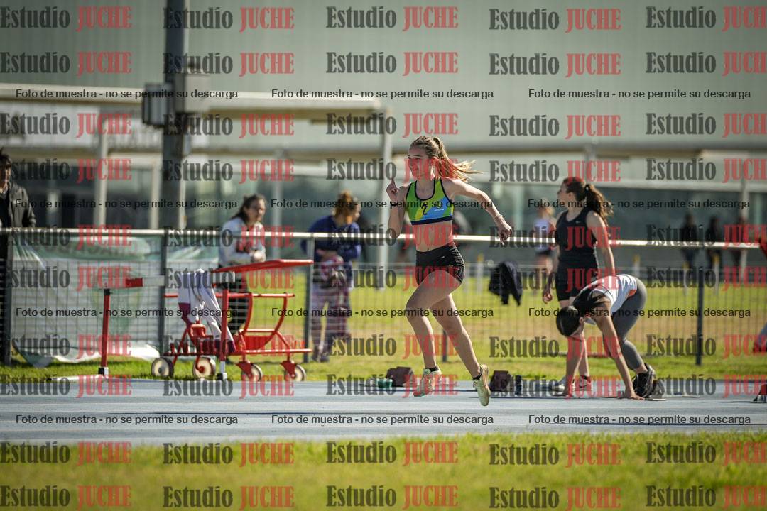 Fotos de los 80 m llanos de mujeres