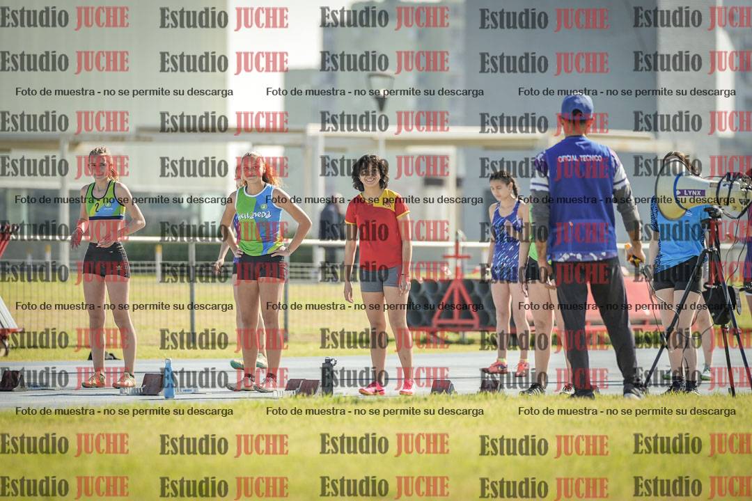 Fotos de los 80 m llanos de mujeres