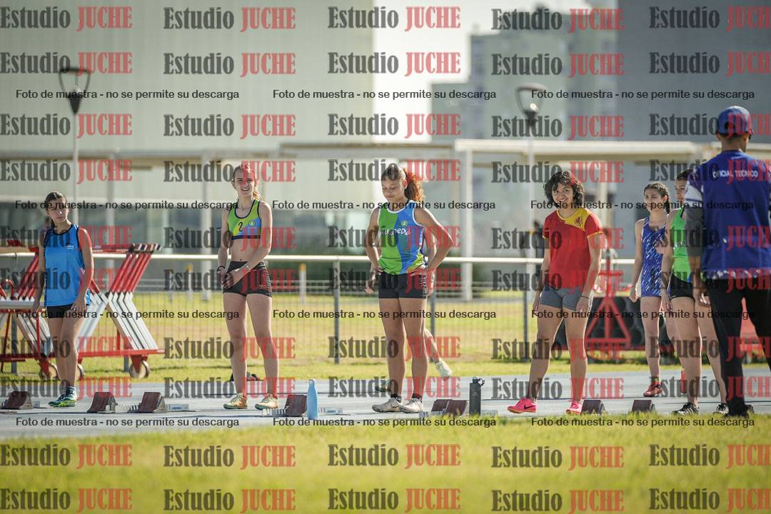 Fotos de los 80 m llanos de mujeres