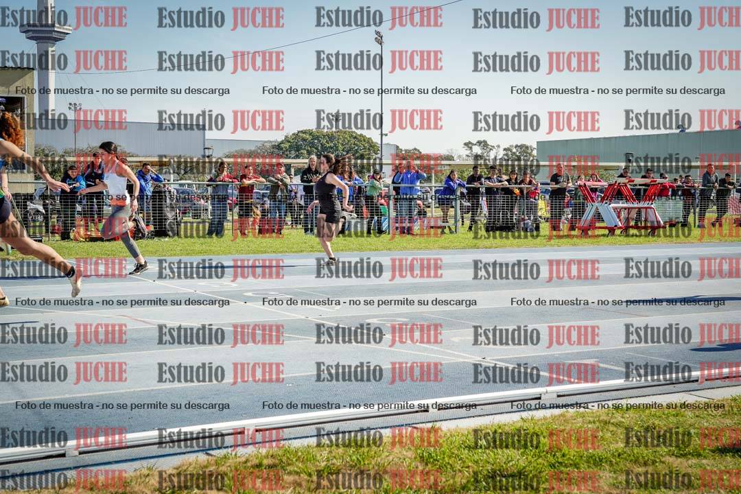 Fotos de los 80 m llanos de mujeres