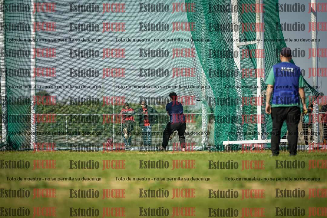 Fotos del lanzamiento de martillo de varones