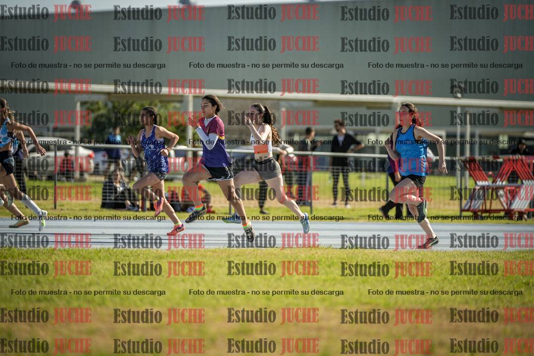 Fotos de los 80 m llanos de mujeres