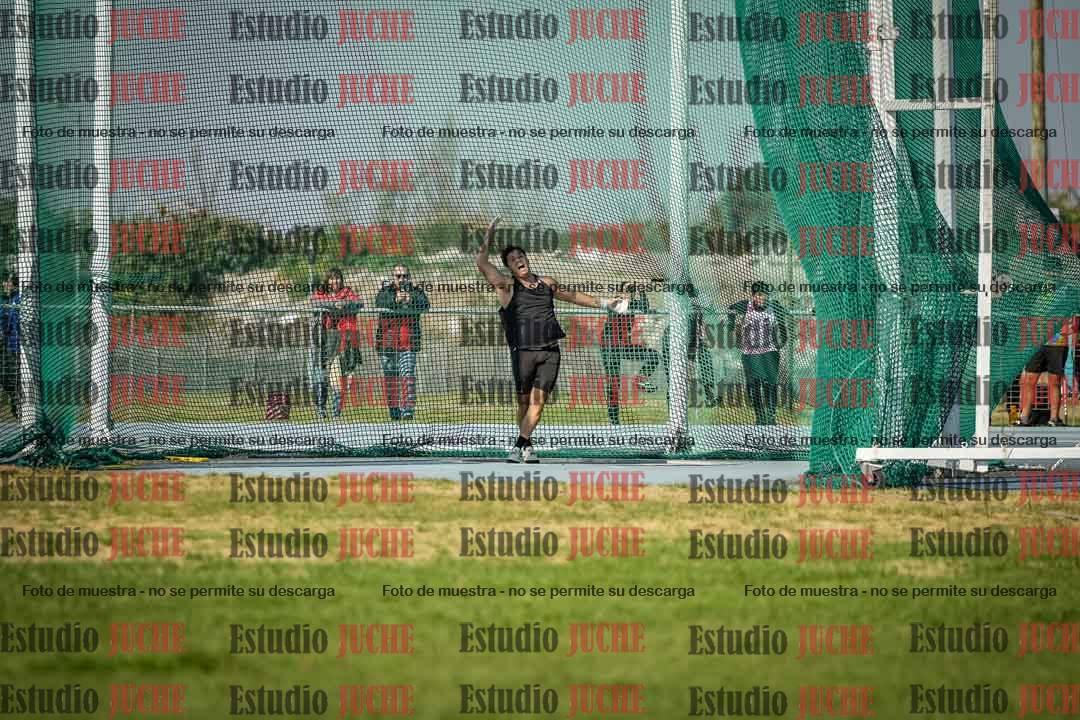 Fotos del lanzamiento de martillo de varones