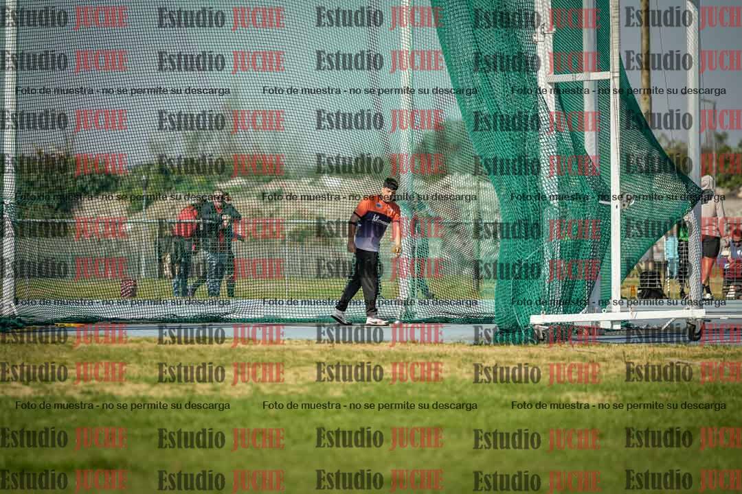 Fotos del lanzamiento de martillo de varones