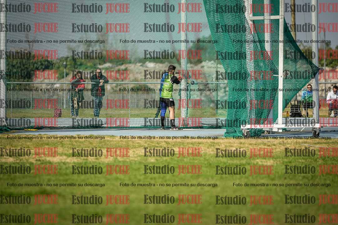 Fotos del lanzamiento de martillo de varones